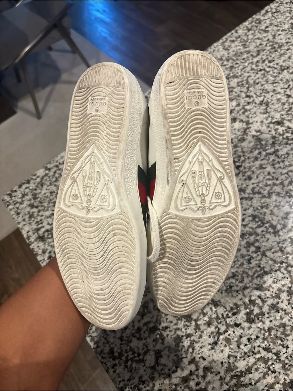 Gucci White Leather Sneakers | White | 7